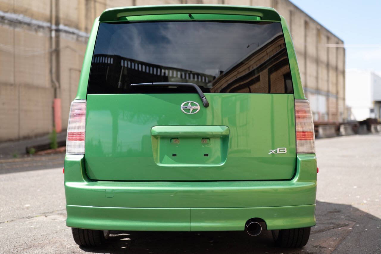 Used 2006 Scion xB FWD image 33