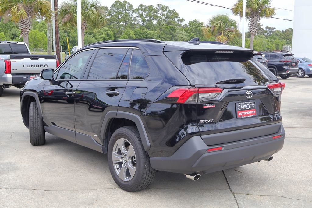 Used 2025 Toyota RAV4 XLE w/ Convenience Package image 22