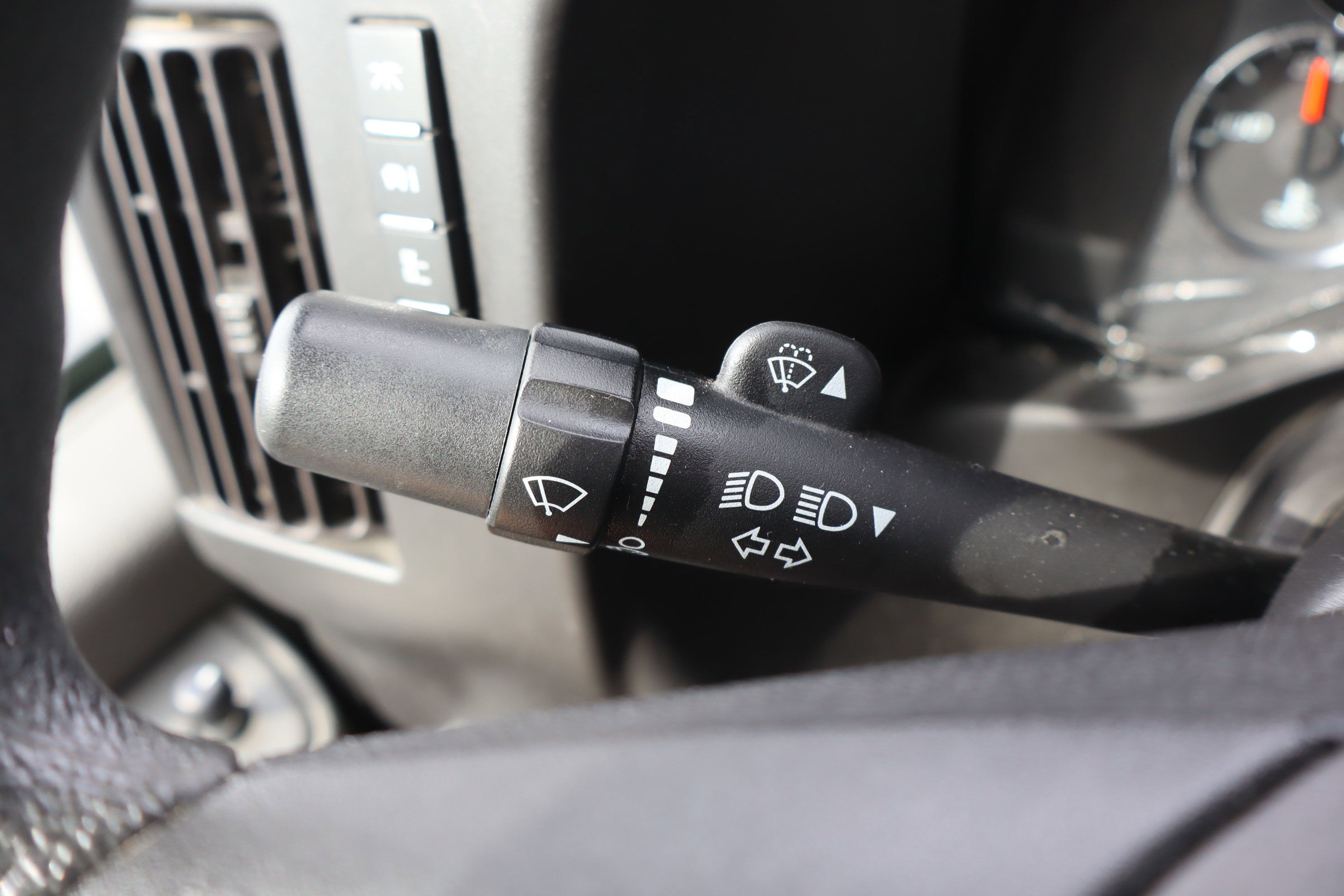 Used 2023 Chevrolet Express 3500 LS image 21