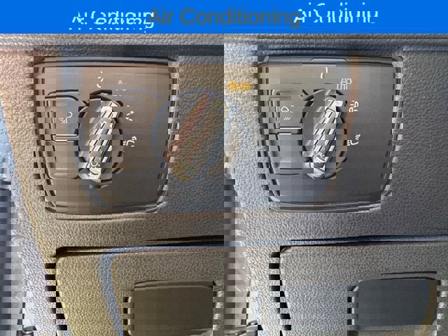 Used 2023 Volkswagen Arteon SE image 13