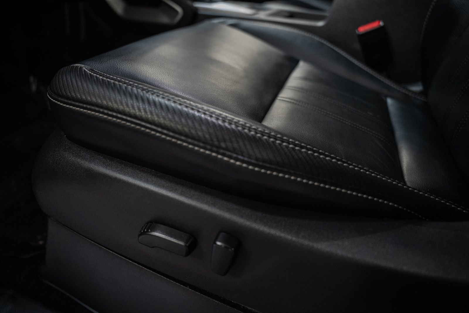 Used 2023 Nissan Frontier SV w/ SV Premium Package image 42