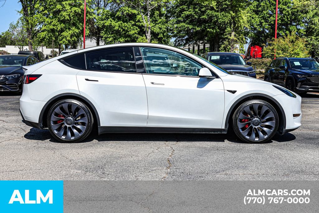Used 2024 Tesla Model Y Performance AWD/4WD image 10