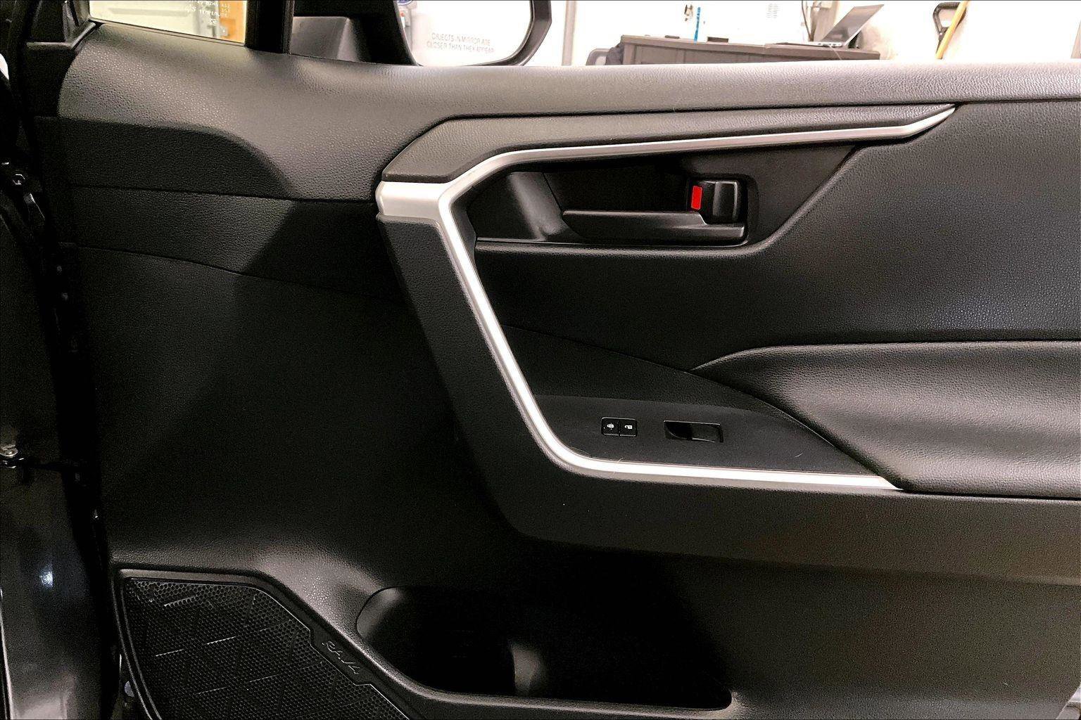 Used 2020 Toyota RAV4 LE w/ All Weather Liner Package image 23