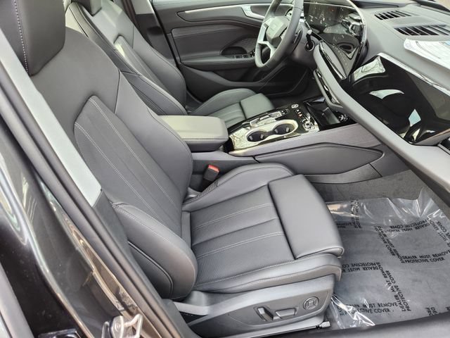 New 2026 Audi A6 Premium Plus AWD/4WD image 12