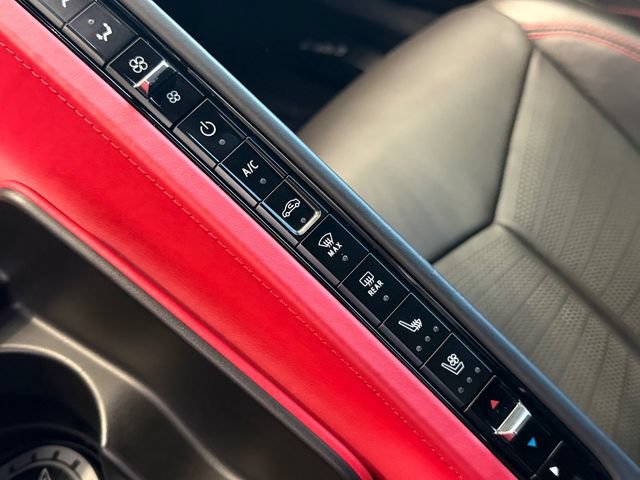 Used 2020 Chevrolet Corvette Stingray Premium Cpe w/ 3LT Preferred Equipment Group RWD image 32