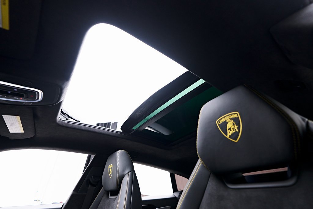 Used 2021 Lamborghini Urus image 53