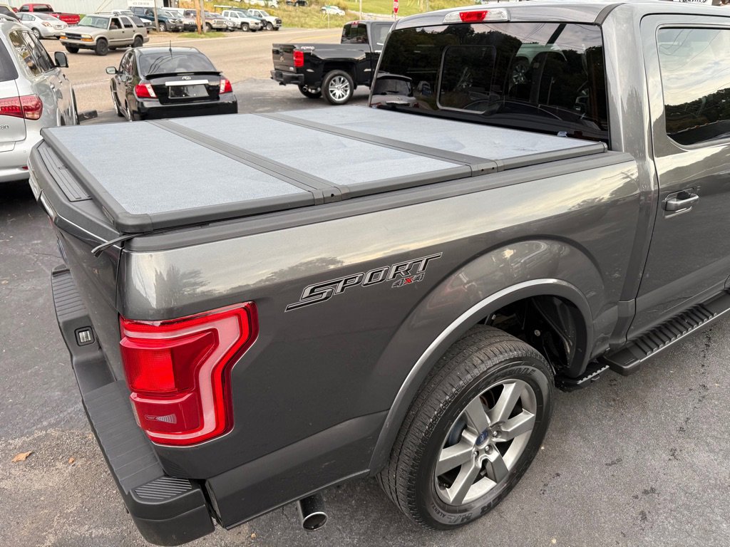 Used 2015 Ford F150 Lariat image 32