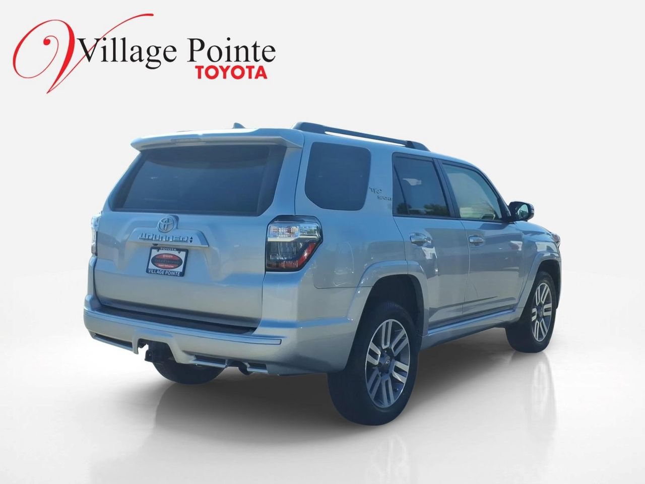 Certified 2022 Toyota 4Runner TRD Sport w/ Technology Package AWD/4WD image 5