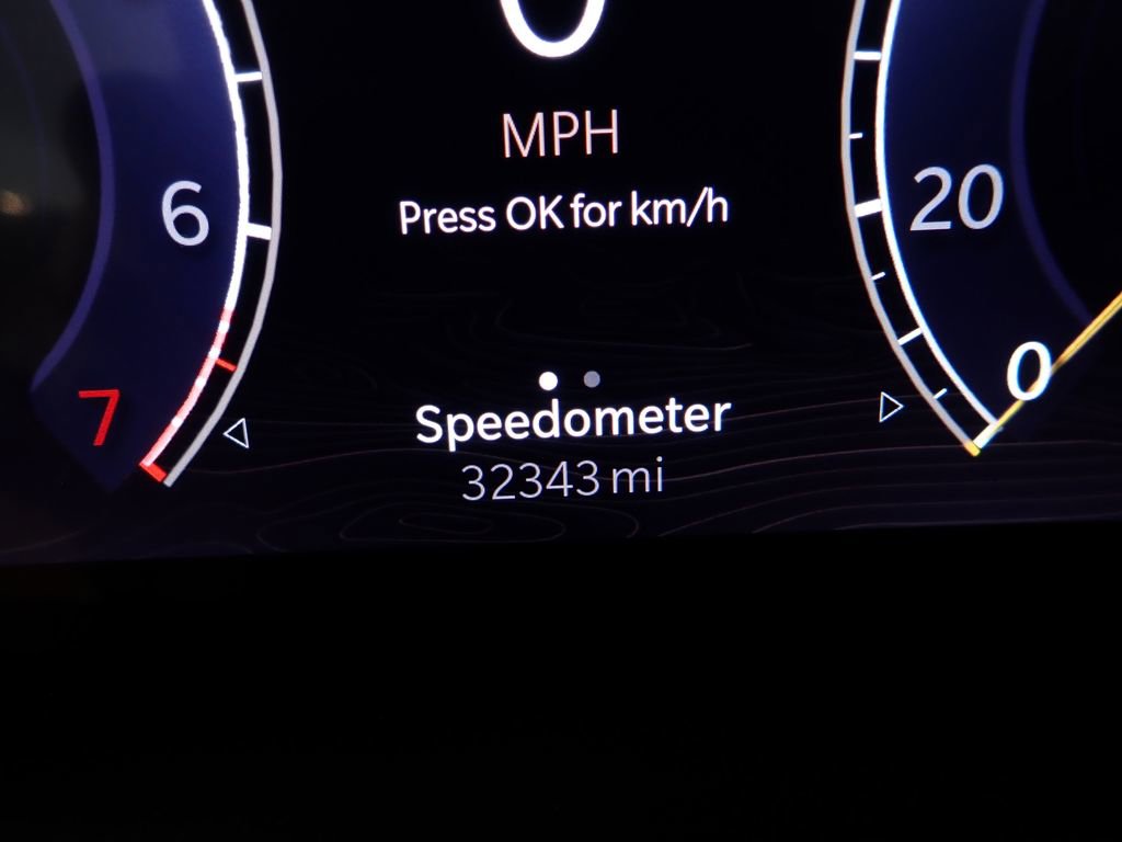 Used 2023 Jeep Grand Cherokee Limited w/ Luxury Tech Group II AWD/4WD image 47