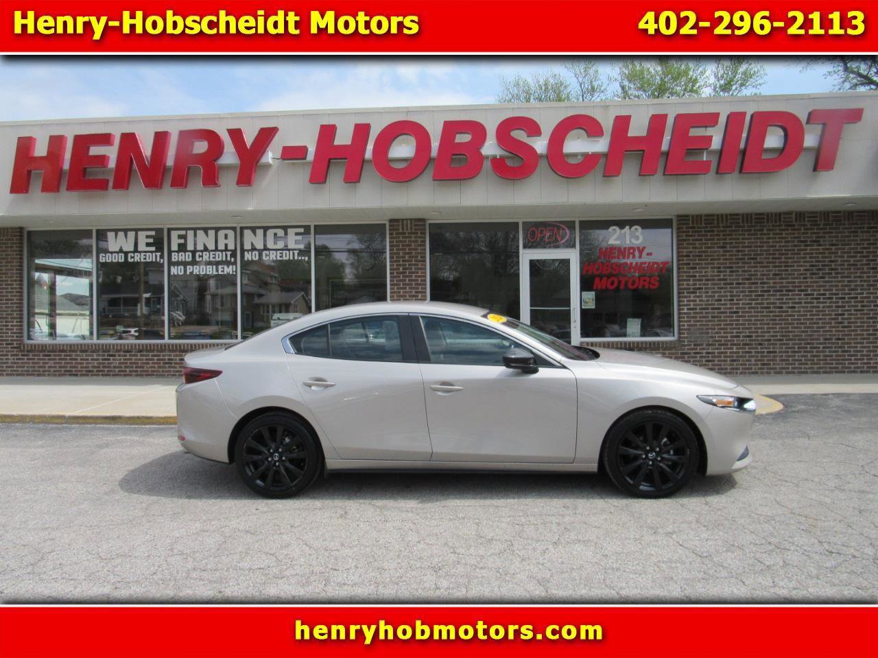 Used 2024 MAZDA MAZDA3 s FWD image 1