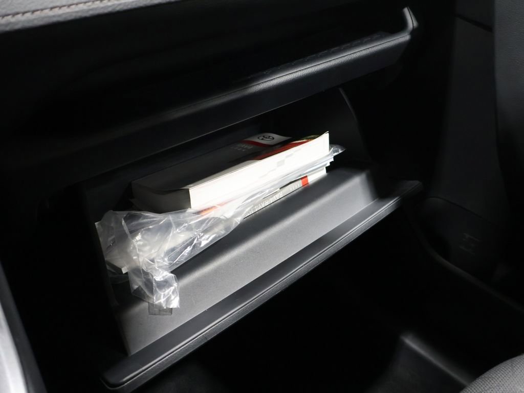 Used 2024 Toyota RAV4 XLE image 32