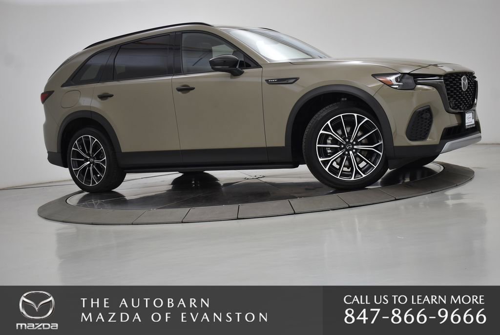 Used 2025 MAZDA CX-70 Plug-In Hybrid w/ Premium Plus image 3