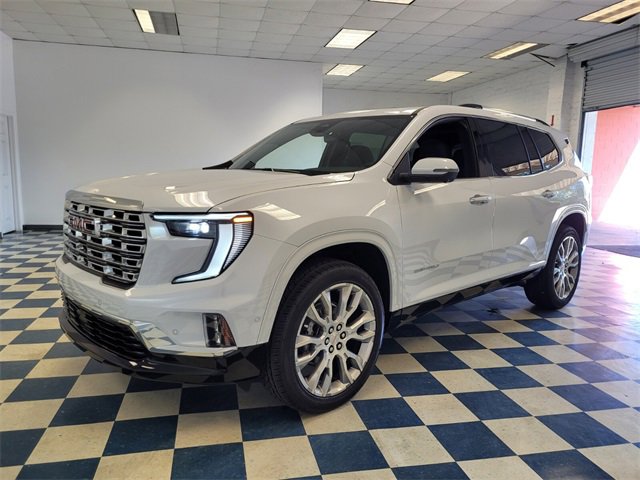 New 2026 GMC Acadia Denali w/ Super Cruise Package image 3