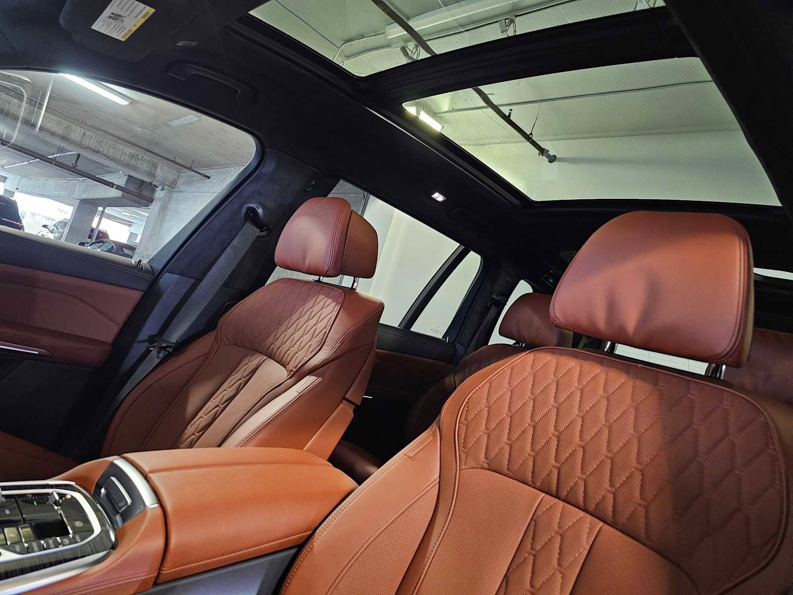 New 2026 BMW X7 M60i image 34