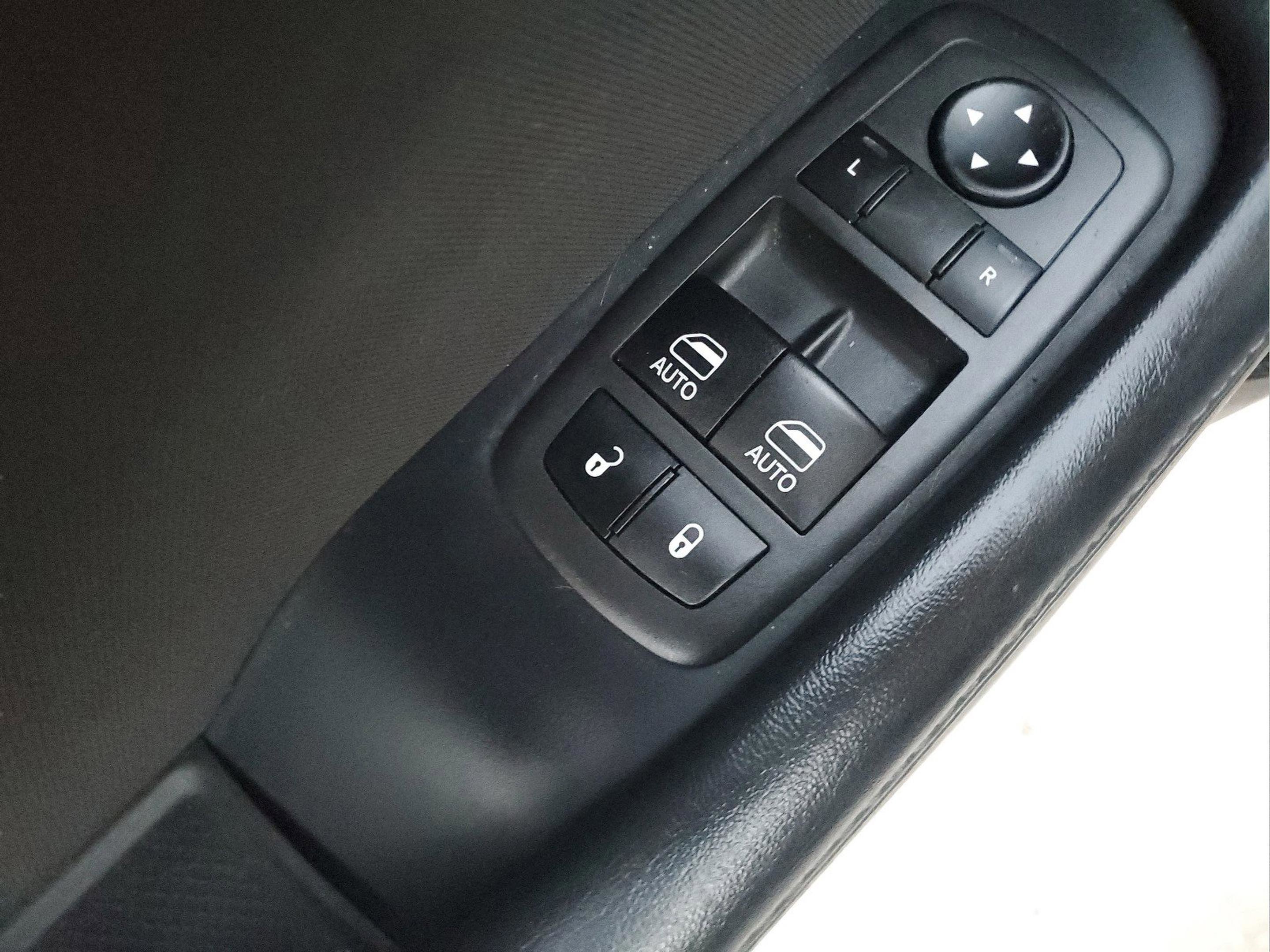 Certified 2022 Dodge Challenger SXT w/ Blacktop Package image 15