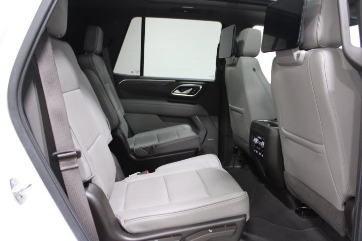 Used 2021 GMC Yukon SLT w/ SLT Premium Package AWD/4WD image 28