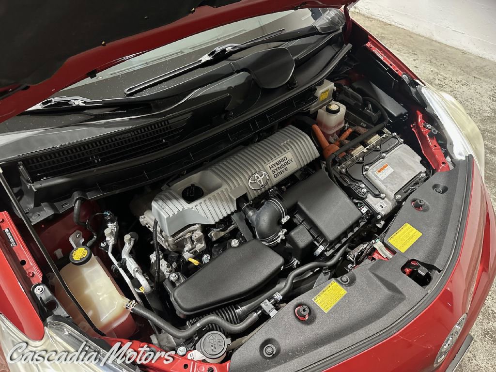 Used 2012 Toyota Prius V Three image 32