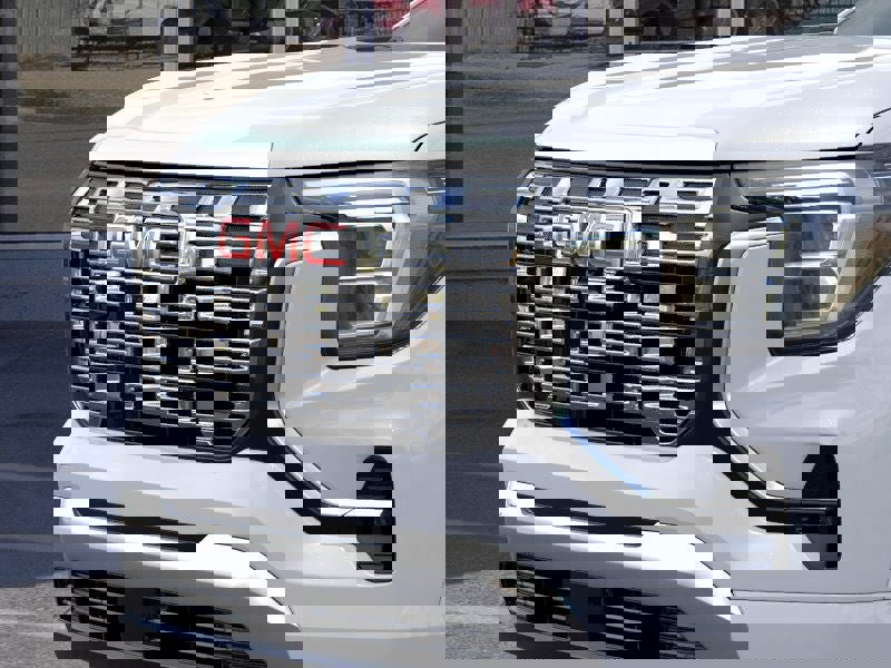 New 2026 GMC Terrain Denali w/ LPO, Floor Liner Package image 47