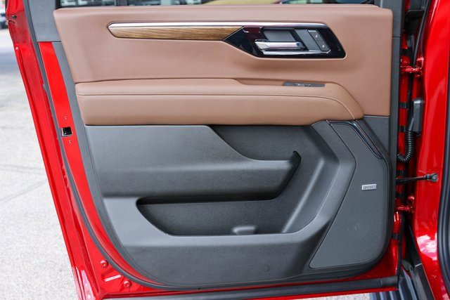 New 2026 Chevrolet Suburban High Country image 18