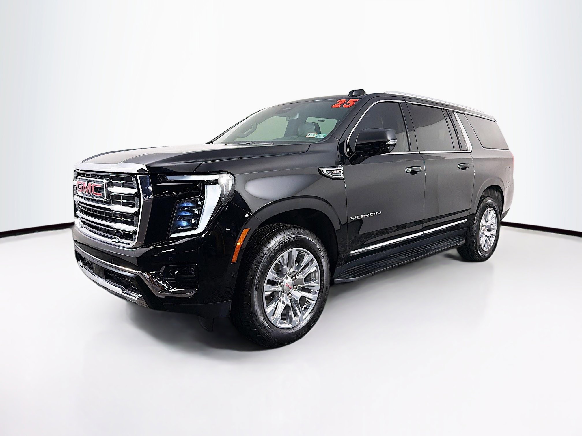 Used 2025 GMC Yukon XL Elevation image 4