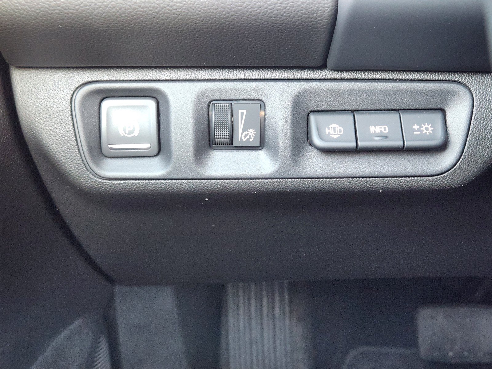 Used 2023 GMC Acadia Denali w/ Denali Ultimate Package FWD image 20