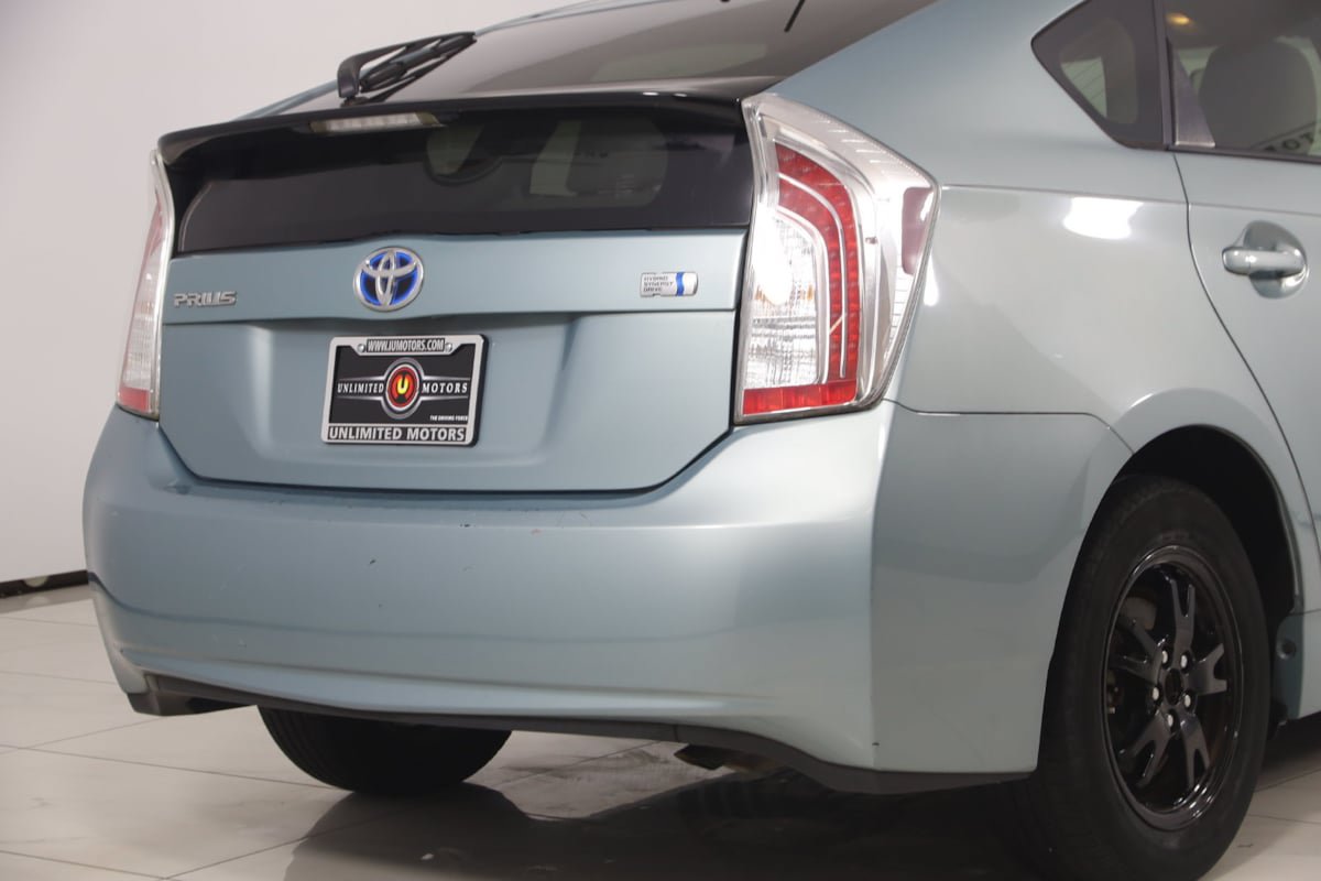 Used 2014 Toyota Prius Two FWD image 30