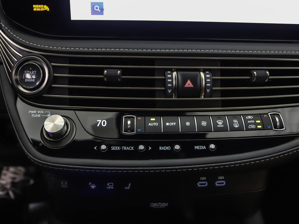 Used 2024 Lexus LS 500 AWD w/ Luxury Package image 17