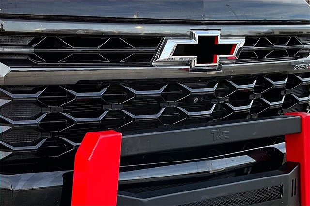 Used 2023 Chevrolet Silverado 1500 ZR2 w/ Technology Package image 28
