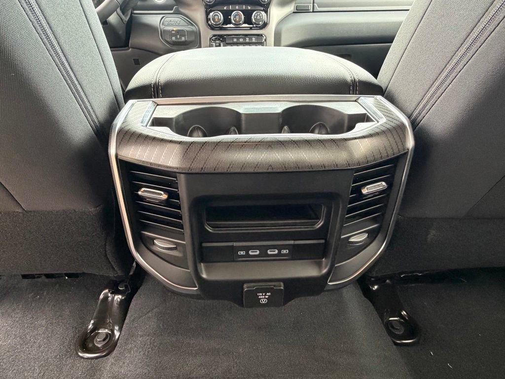 New 2026 RAM 3500 Big Horn AWD/4WD image 29