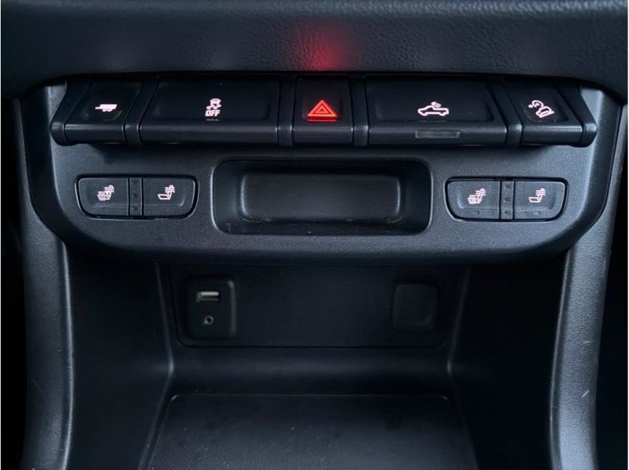 Used 2018 Chevrolet Colorado Z71 image 22