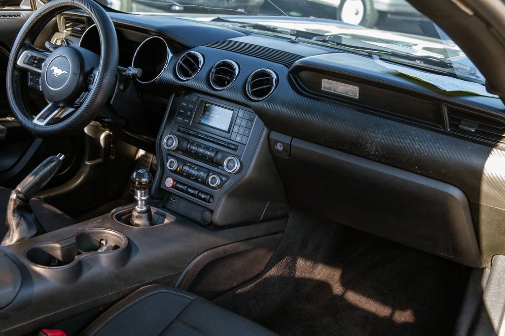 Used 2015 Ford Mustang Coupe image 11