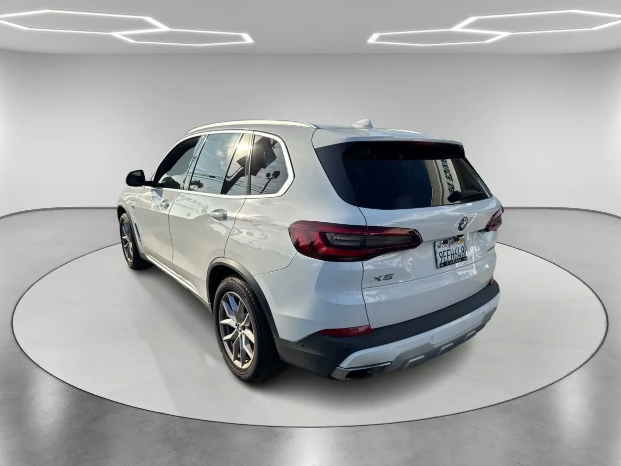 Used 2023 BMW X5 xDrive45e w/ Luxury Seating Package image 7