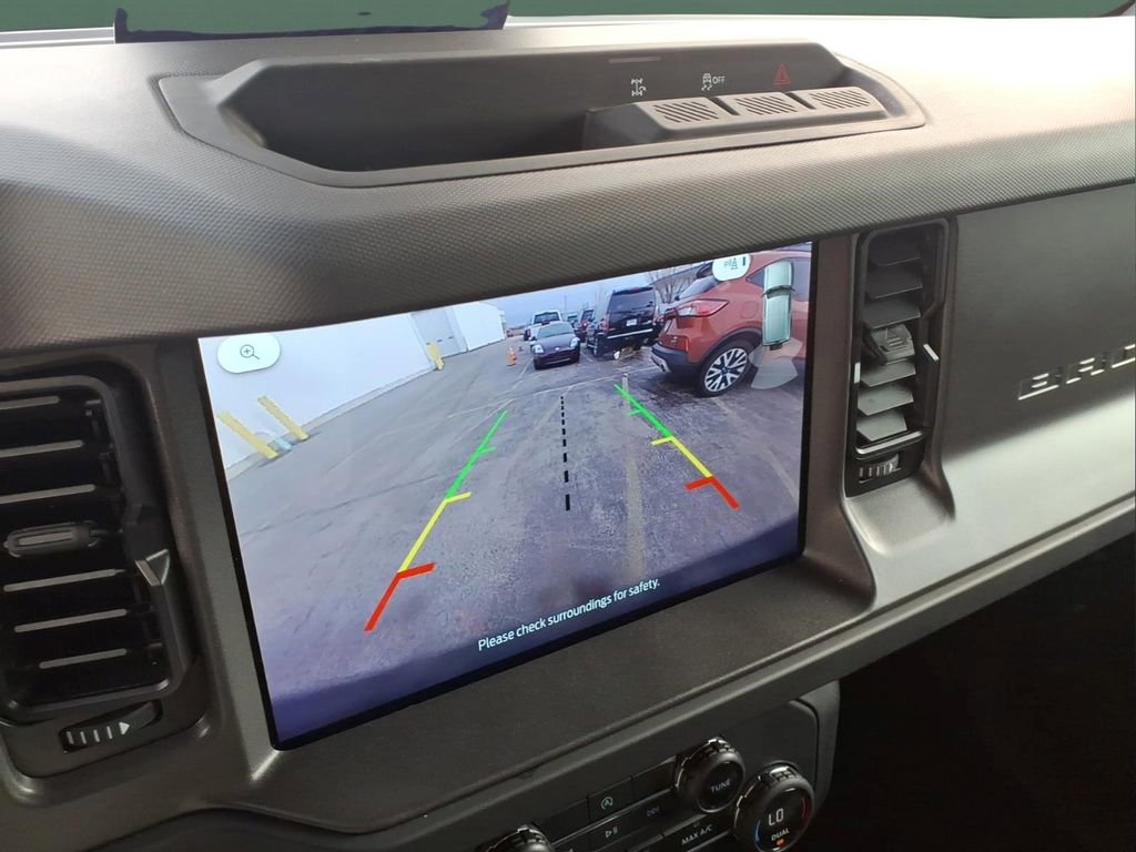 Certified 2025 Ford Bronco Big Bend image 8