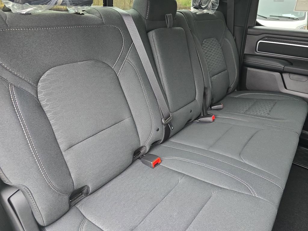 New 2026 RAM 1500 4x4 Crew Cab image 11