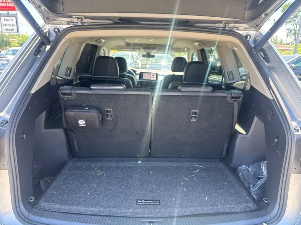 Used 2025 Volkswagen Atlas SEL Premium R-Line AWD/4WD image 19