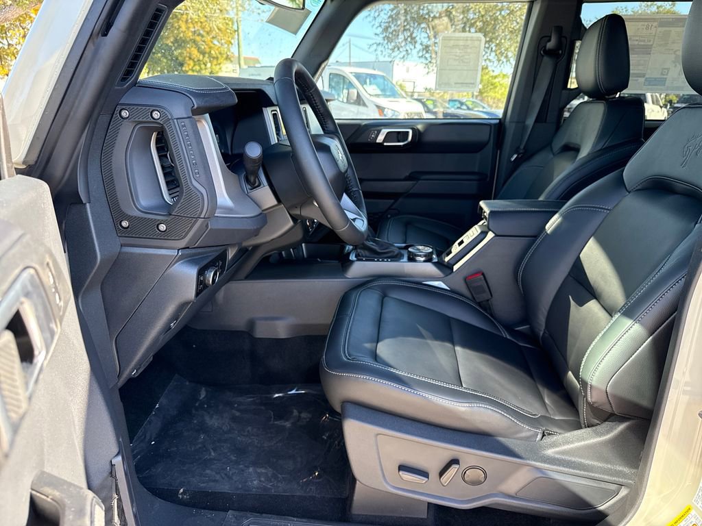 New 2025 Ford Bronco Outer Banks w/ Sasquatch Package image 21