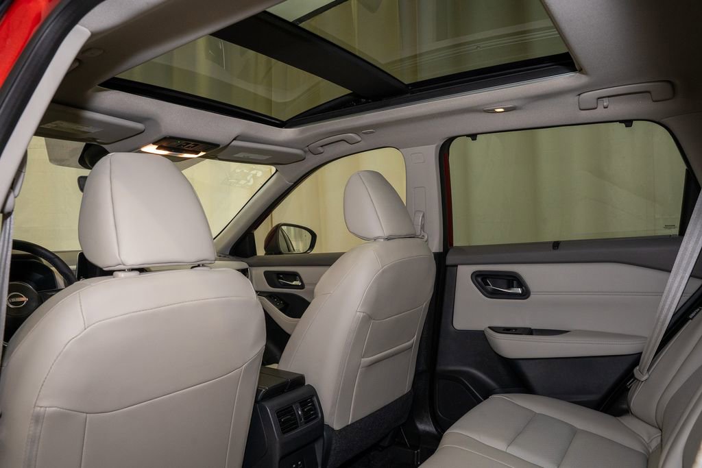 Certified 2023 Nissan Rogue SV w/ SV Premium Package image 10