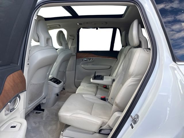 Used 2016 Volvo XC90 T6 Inscription w/ Vision Package image 11