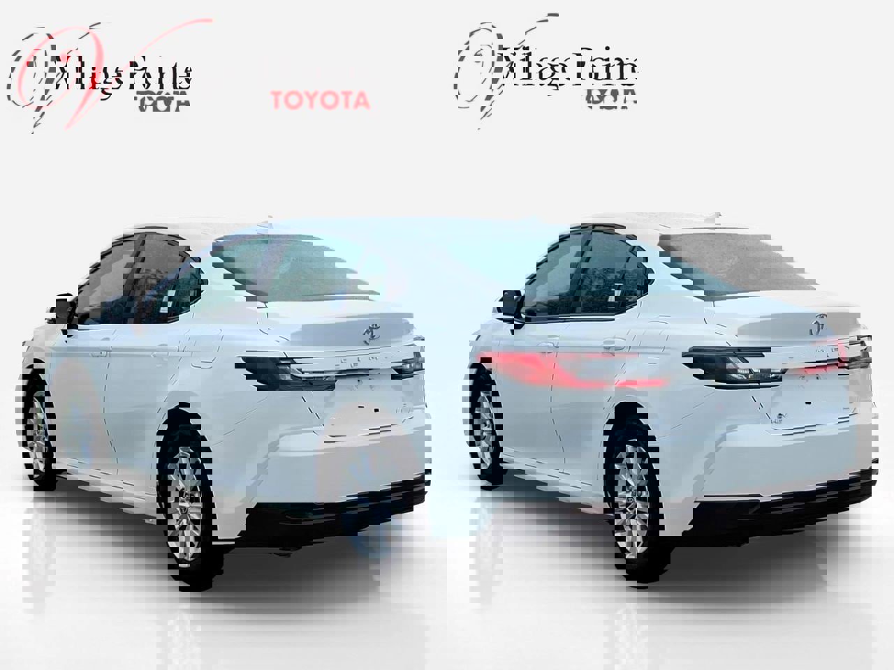 Used 2025 Toyota Camry LE FWD image 3