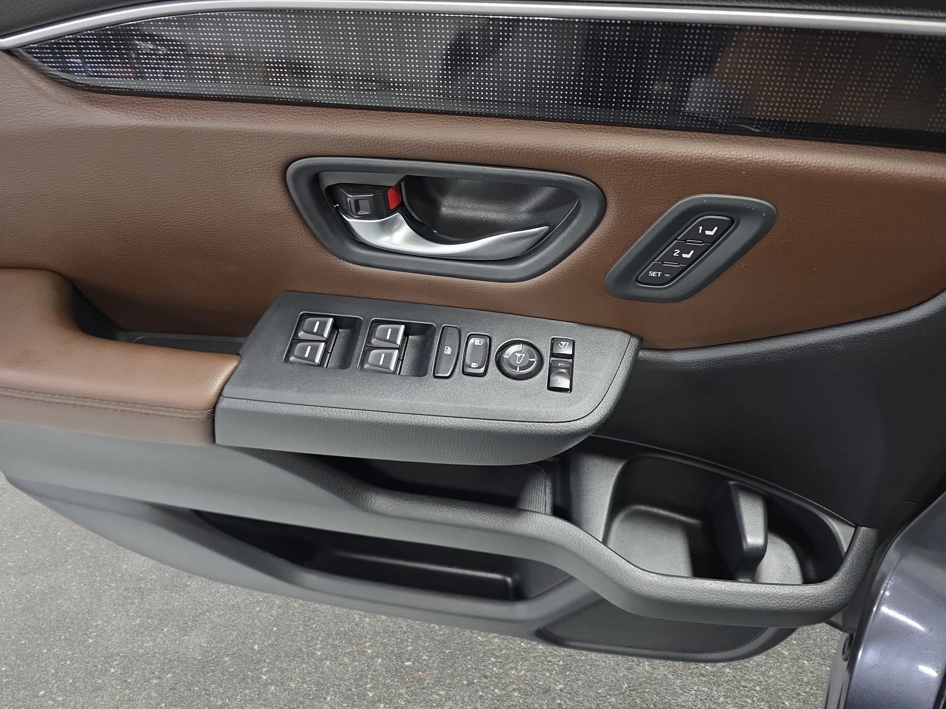 Used 2024 Honda Pilot Elite image 27