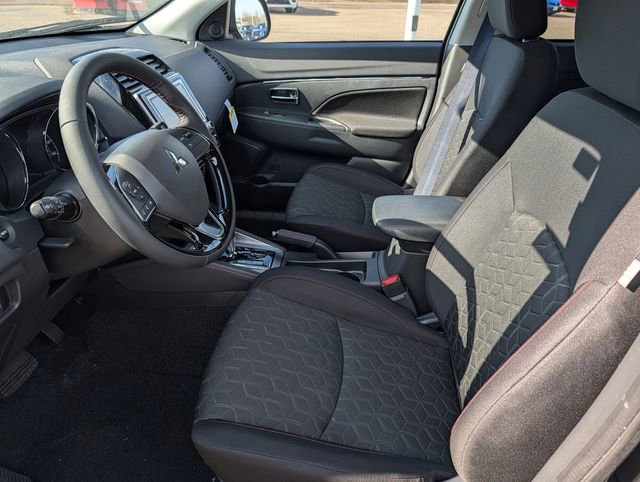 New 2026 Mitsubishi Outlander Sport LE AWD/4WD image 4