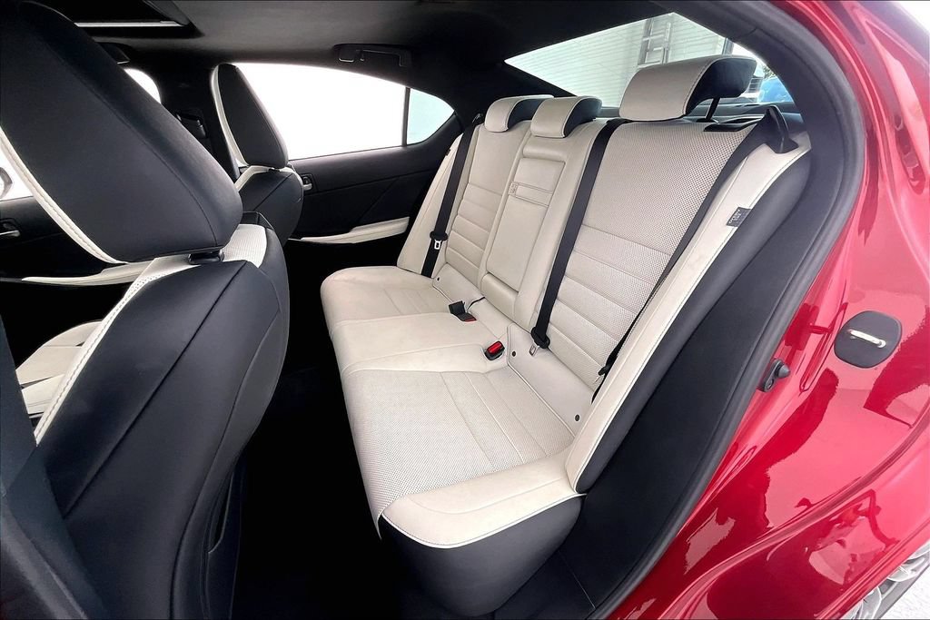 Used 2025 Lexus IS 350 F Sport w/ Navigation Package RWD image 32
