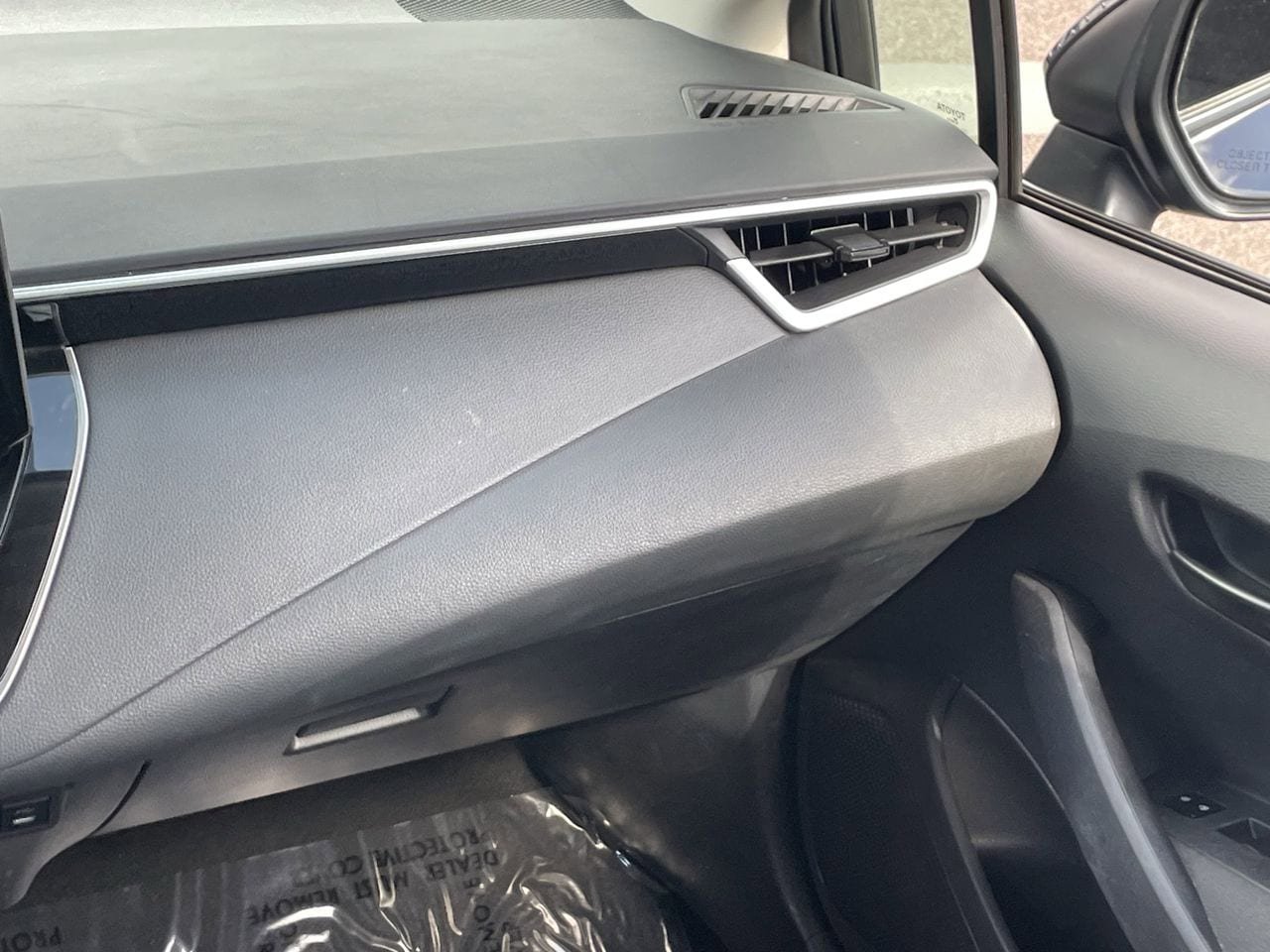 Used 2024 Toyota Corolla LE image 19