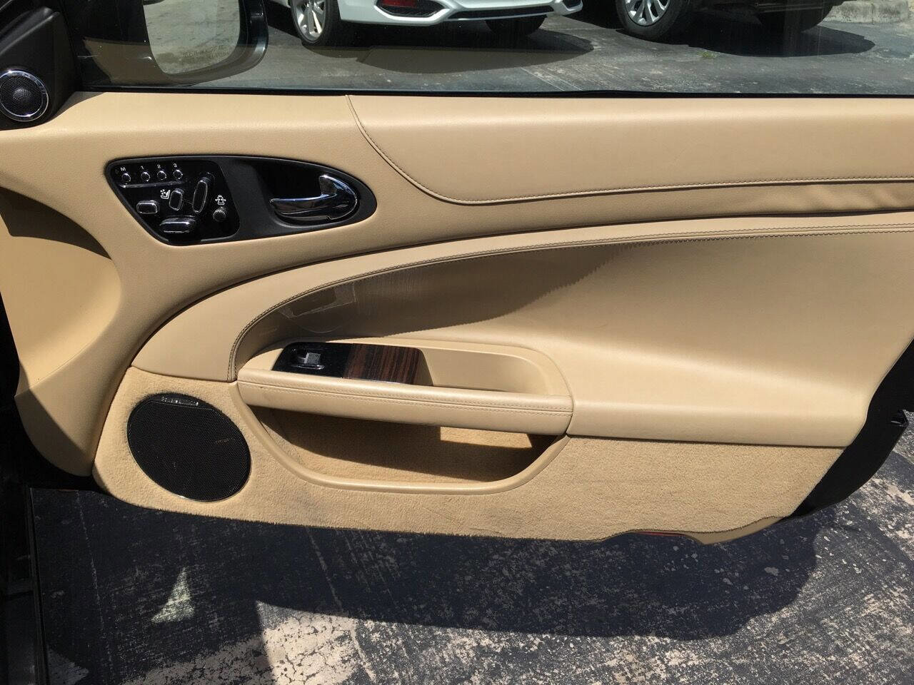 Used 2013 Jaguar XK Coupe RWD image 37