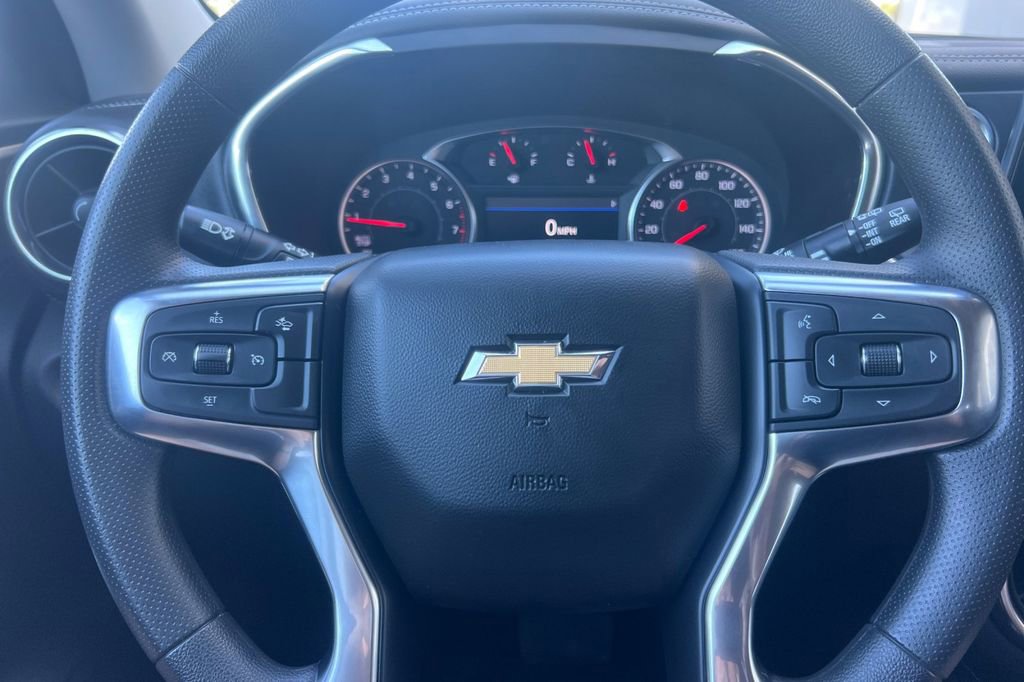 Used 2025 Chevrolet Blazer LT image 25