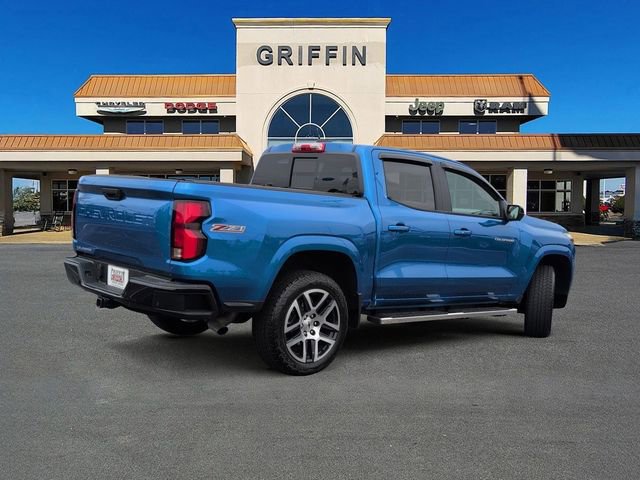 Used 2023 Chevrolet Colorado Z71 w/ Z71 Convenience Package 2 AWD/4WD image 4