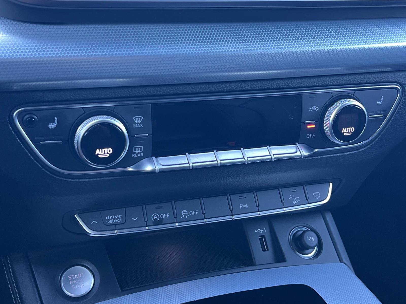 Used 2025 Audi Q5 2.0T Premium Plus image 17