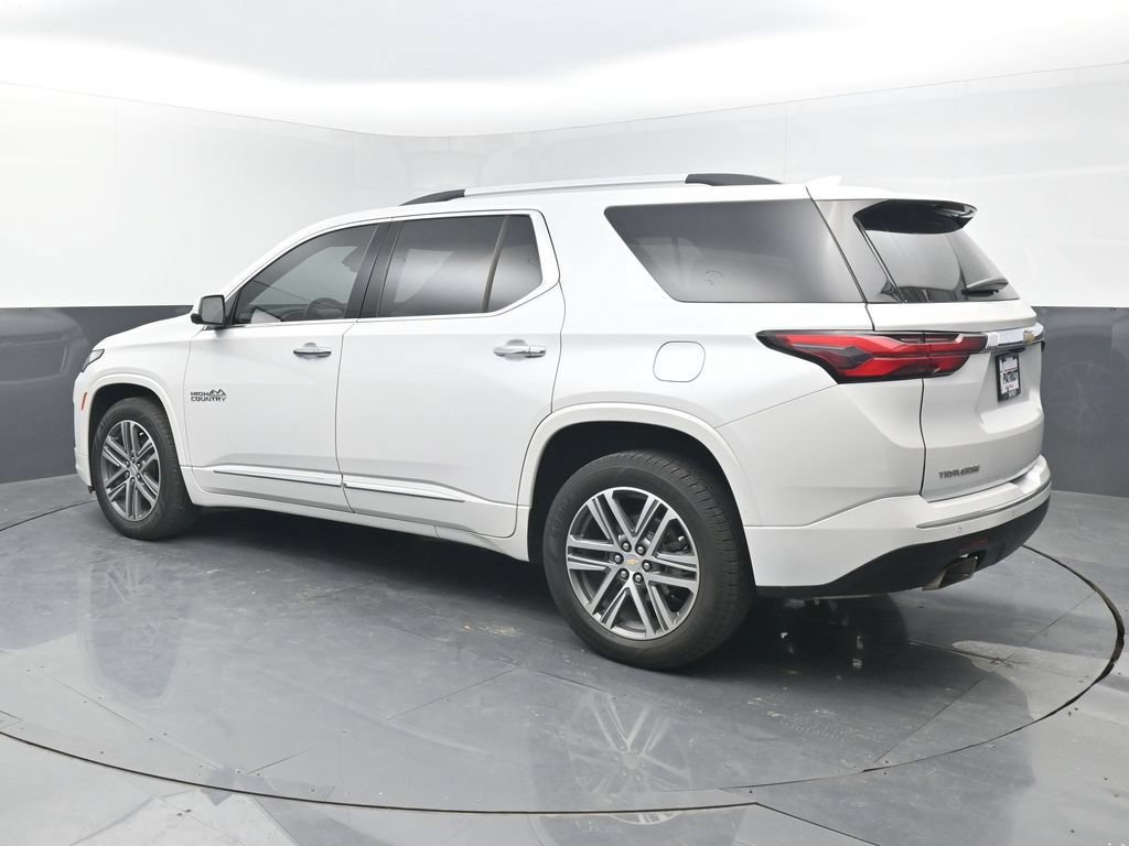 Used 2023 Chevrolet Traverse High Country FWD image 23