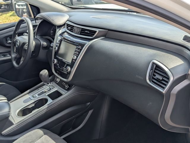 Used 2020 Nissan Murano S w/ Technology Package image 18