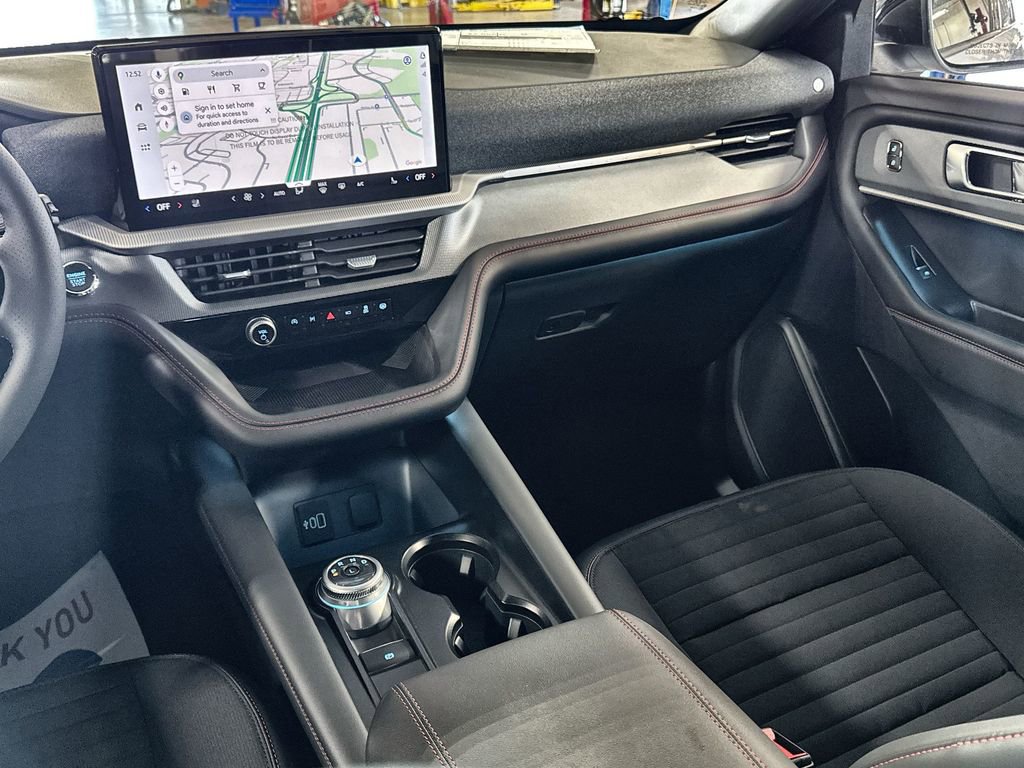 New 2026 Ford Explorer ST-Line w/ ST-Line Street Pack image 27